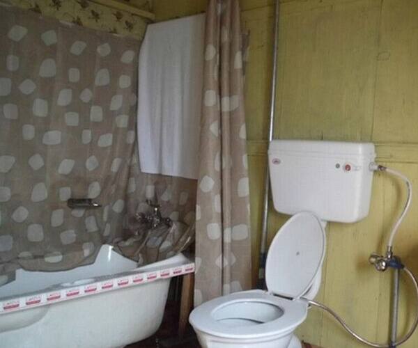Lucky Dawn Houseboat, Srinagar 3